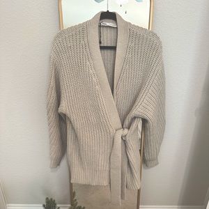 Zara - Like New Chunky Wrap Sweater